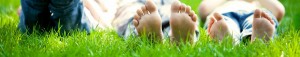 feet-on-grass