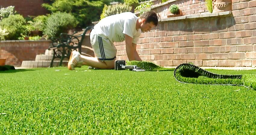 Installing Artificial Grass 