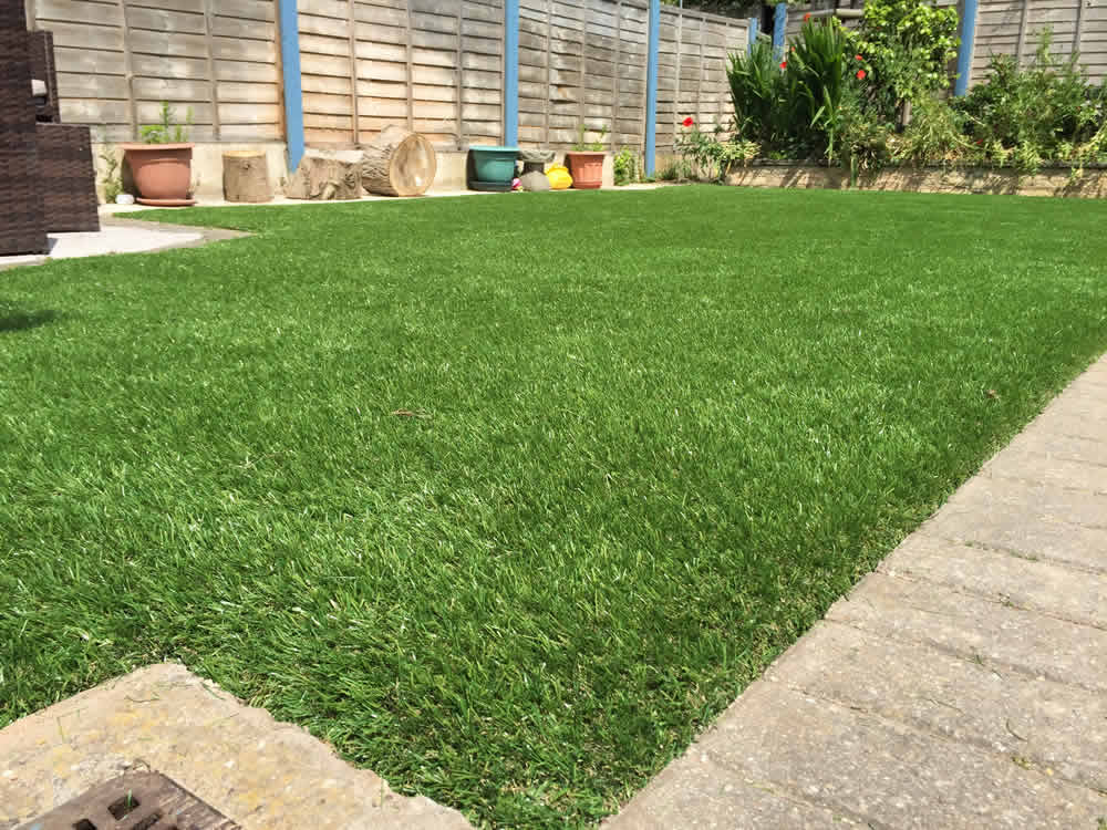 artificial-grass-studley - Choice Floors Artificial Grass